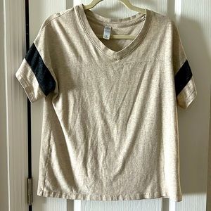 Women’s V Neck